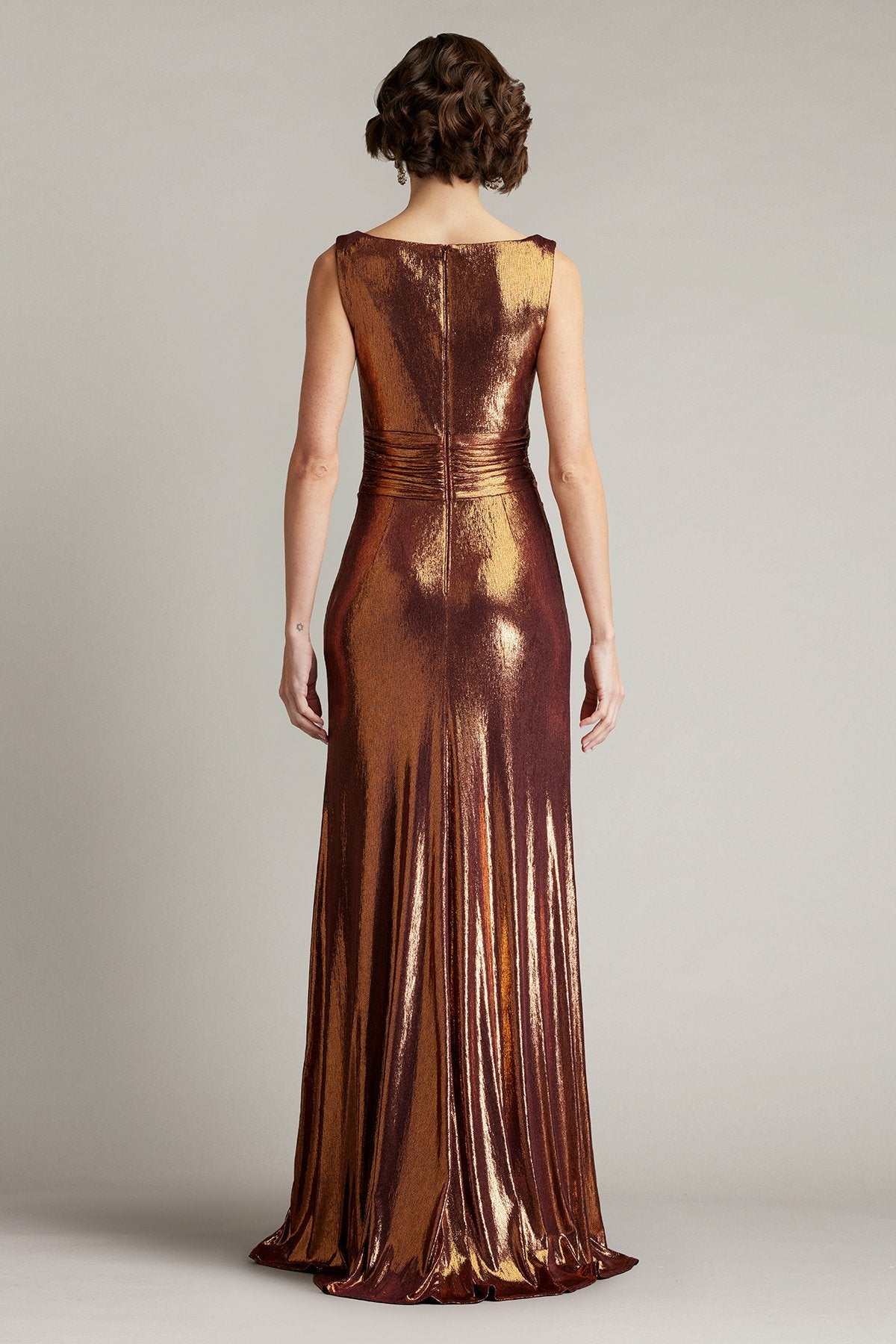 Tadashi Shoji BSJ24432L Metallic Waterfall Drape Gown – A shimmering copper gown featuring a V-neckline, pleating detail, and cascading drape, perfect for evening events.